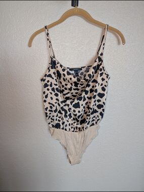 ⚡3/$20 Forever 21 Beige and Black Animal Print Cowl-Neck Bodysuit